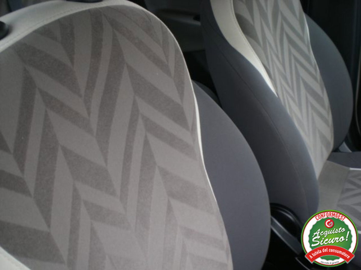 Lancia Ypsilon 1.3 MJT 16V 95 CV 5 porte S&S Gold (10)