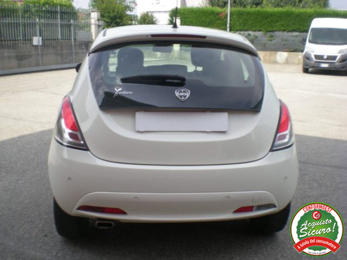 Lancia Ypsilon 1.3 MJT 16V 95 CV 5 porte S&S Gold (6)