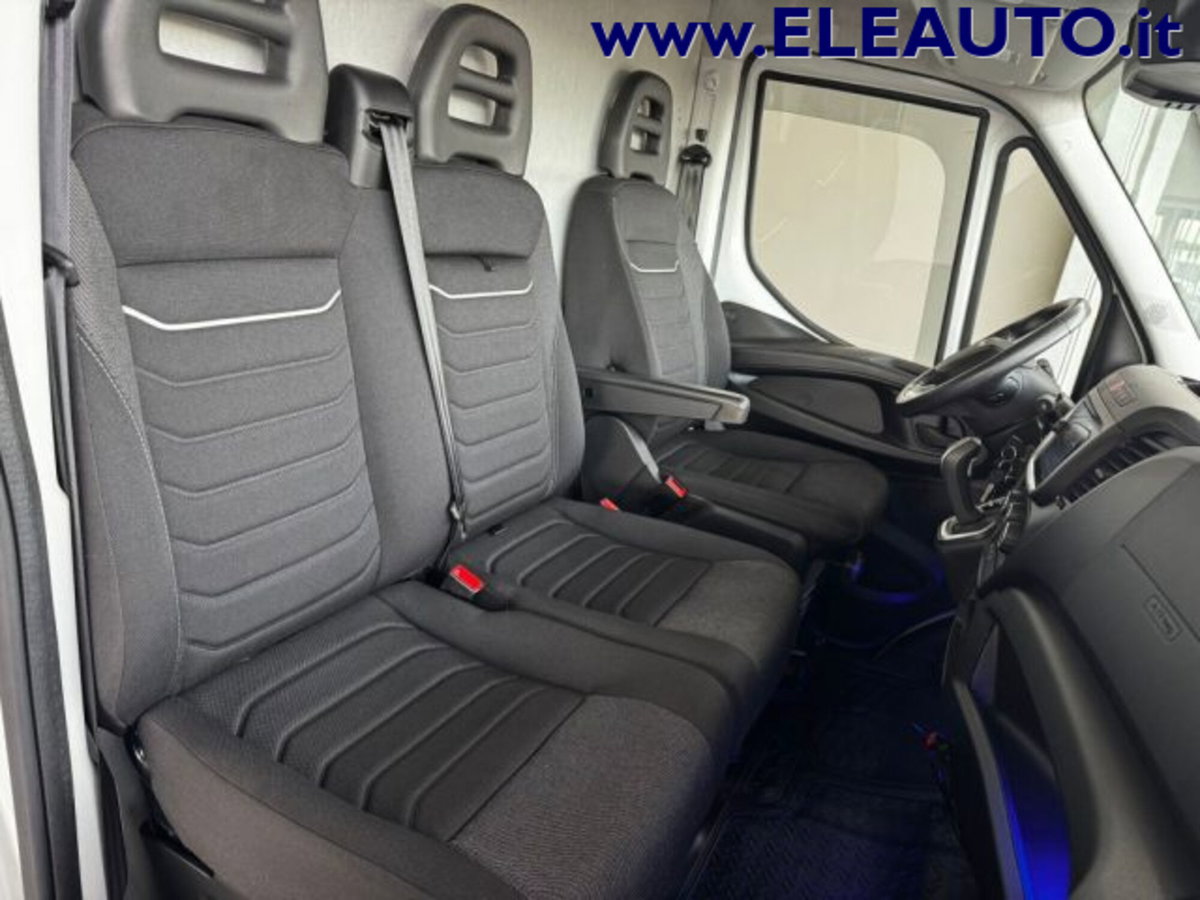 Iveco Daily Furgone 35S14A8V 2.3 HPT PLM-TA Furgone Hi-Matic (14)
