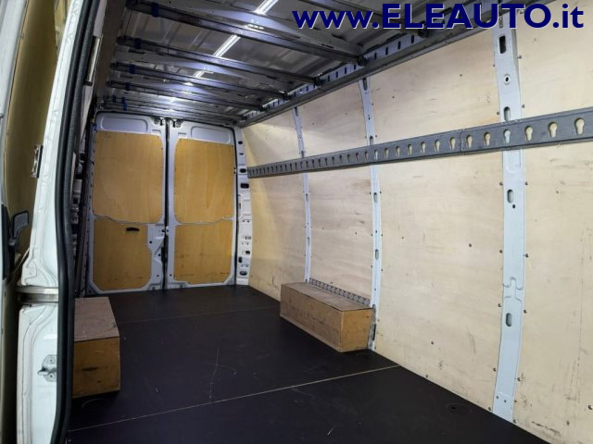 Iveco Daily Furgone 35S14A8V 2.3 HPT PLM-TA Furgone Hi-Matic (7)