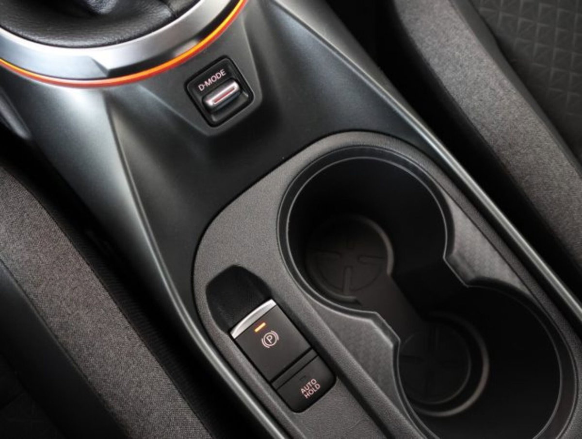 Nissan Juke 1.0 dig-t N-Connecta 114cv (19)