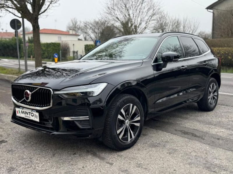 Volvo XC60 B4 (d) AWD automatico Core N1