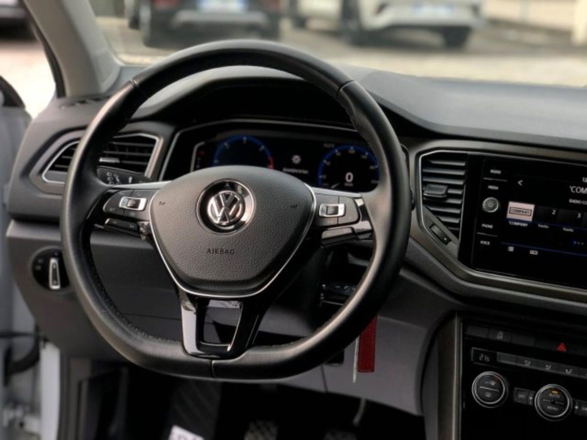 Volkswagen T-Roc 1.6 TDI SCR Style BlueMotion Technology (14)