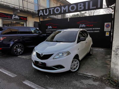 Lancia Ypsilon 1.2 69 CV 5 porte GPL Ecochic Silver usata