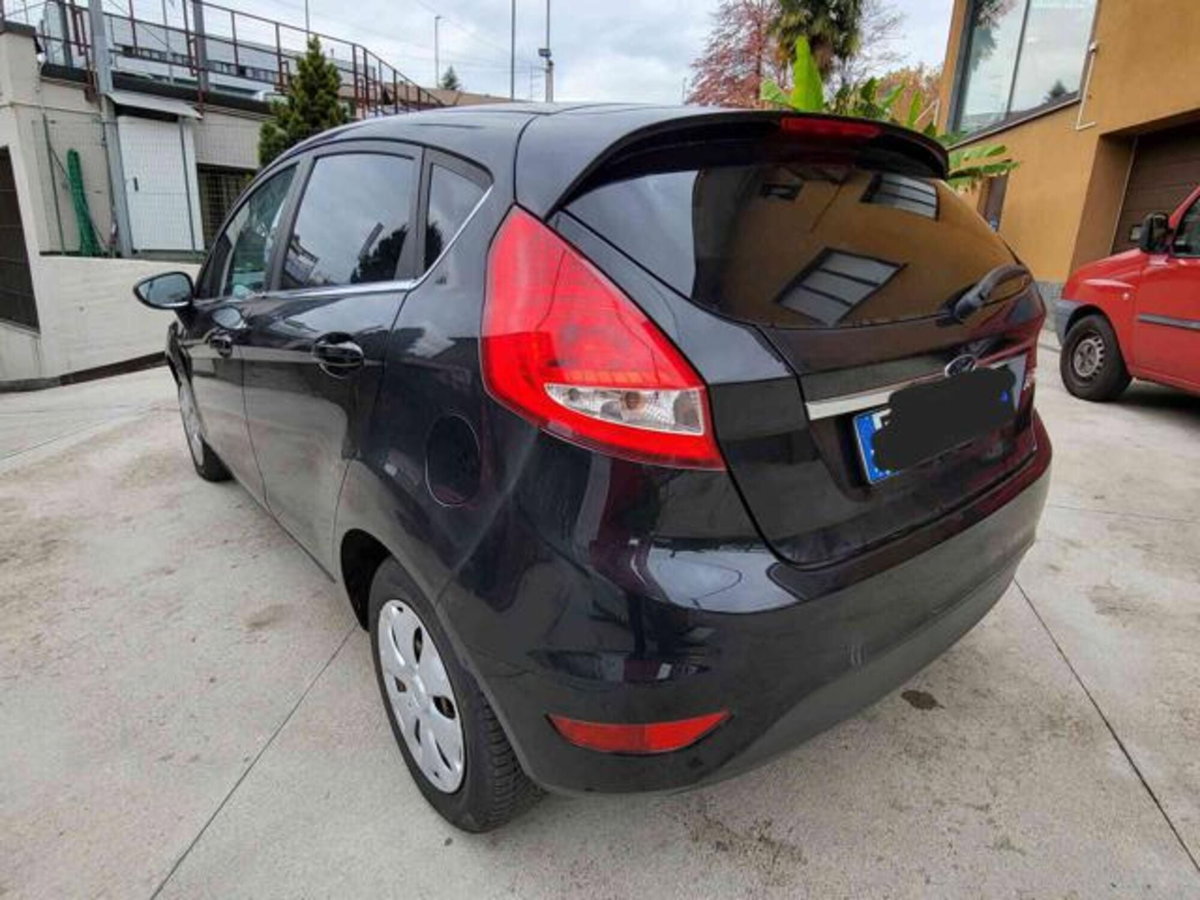 Ford Fiesta 1.2 82 CV 5 porte Titanium (5)