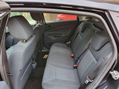 Ford Fiesta 1.2 82 CV 5 porte Titanium (9)