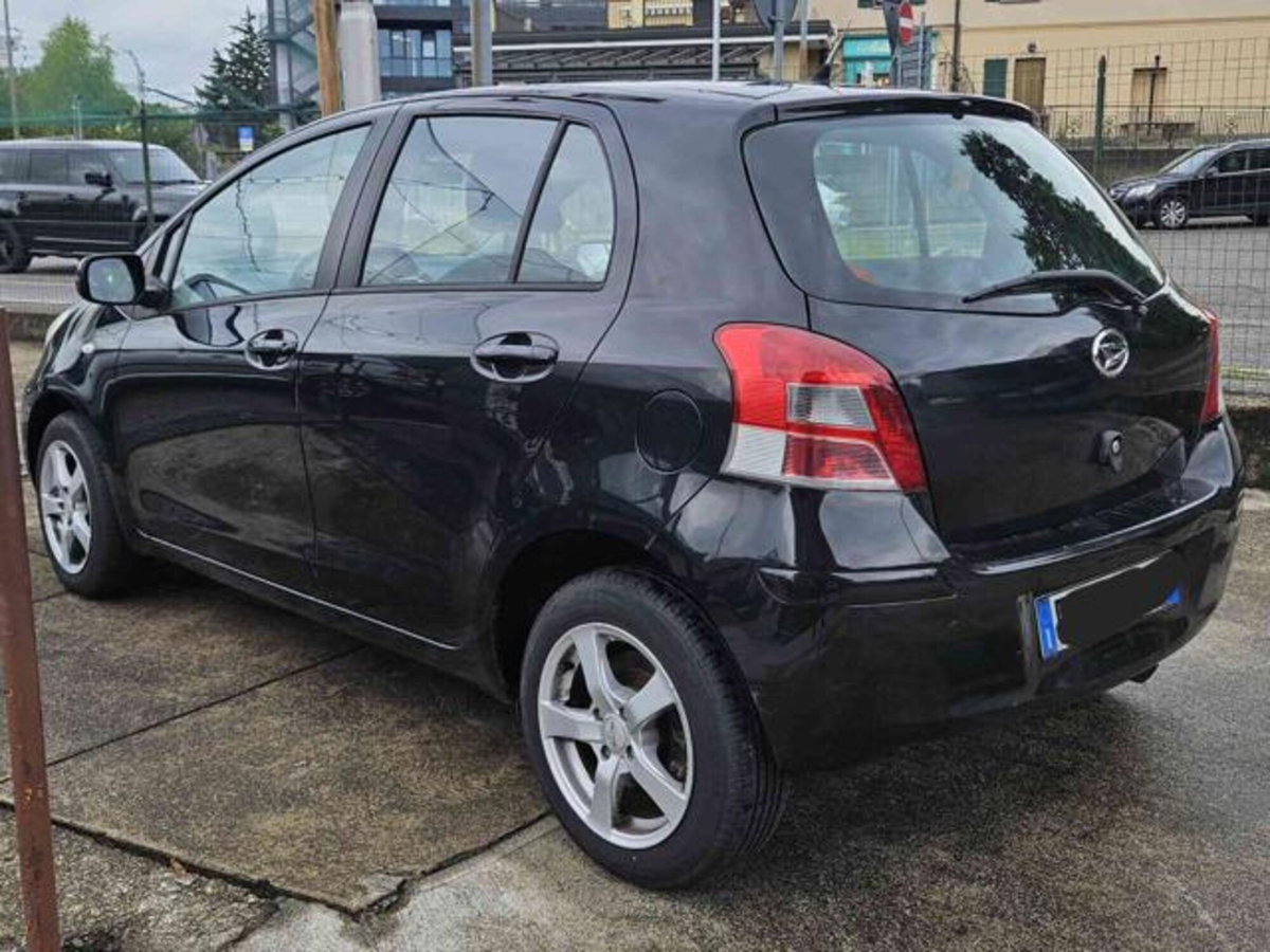 Toyota Yaris 1.3 5 porte M-MT Sol (5)