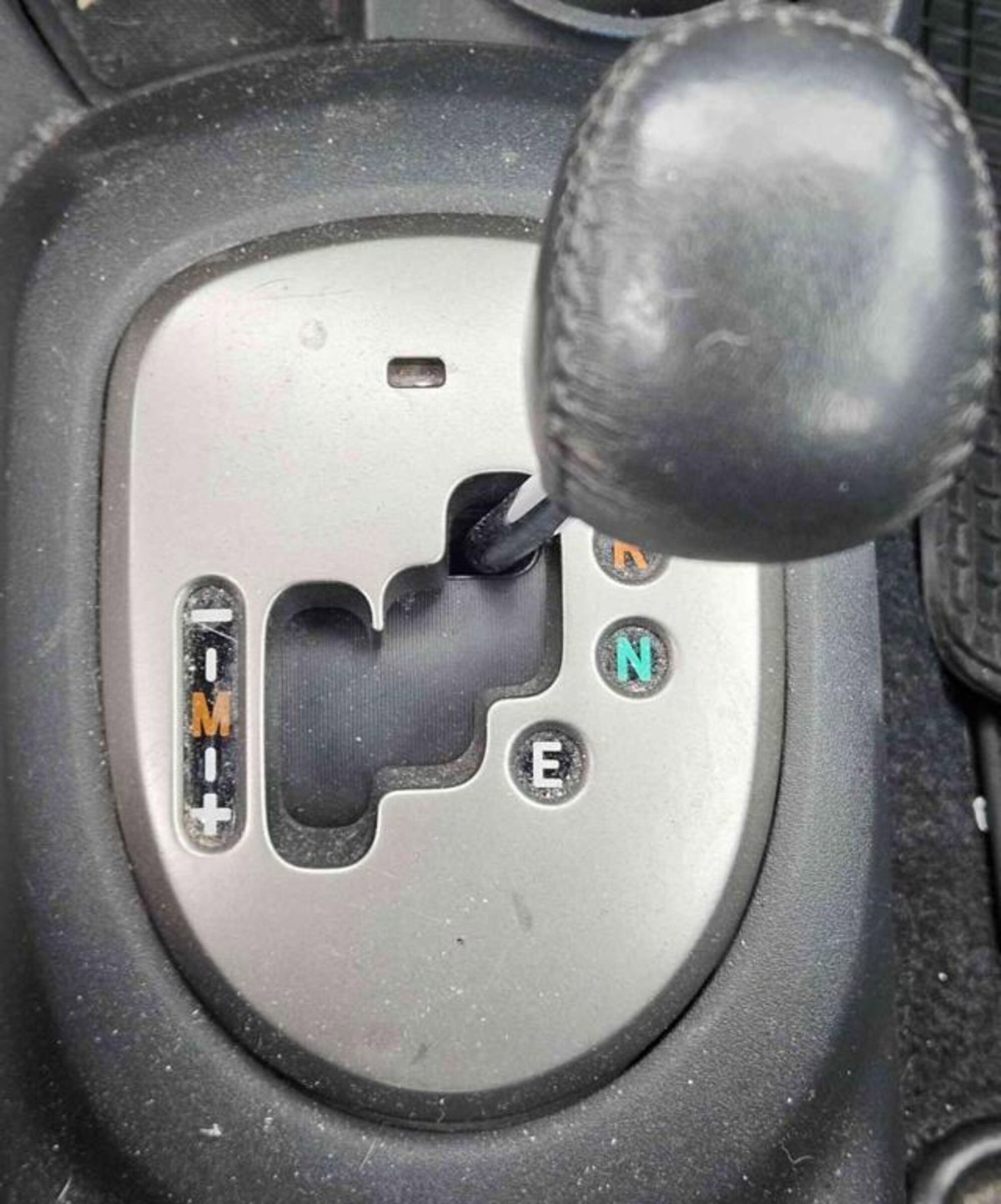 Toyota Yaris 1.3 5 porte M-MT Sol (9)