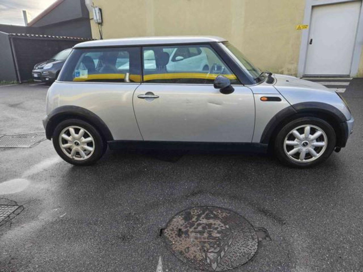 MINI Mini 1.6 16V One de luxe (4)