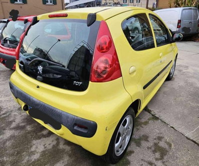 Peugeot 107 68CV 5p. Urban Move (5)