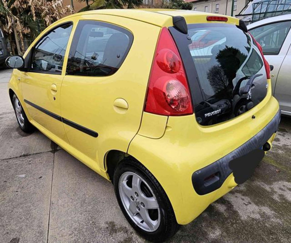 Peugeot 107 68CV 5p. Urban Move (7)