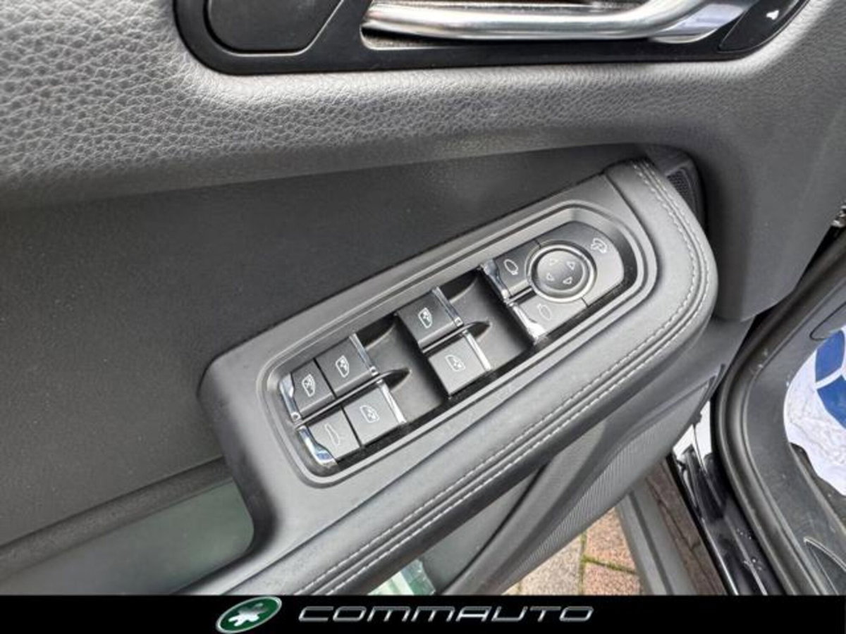 Porsche Macan 2.0 265cv pdk (13)