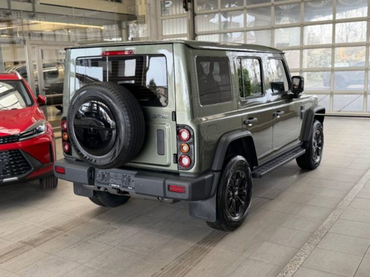 Emc 212 212 2.0 tgdi Adventurer 4wd 8at (6)