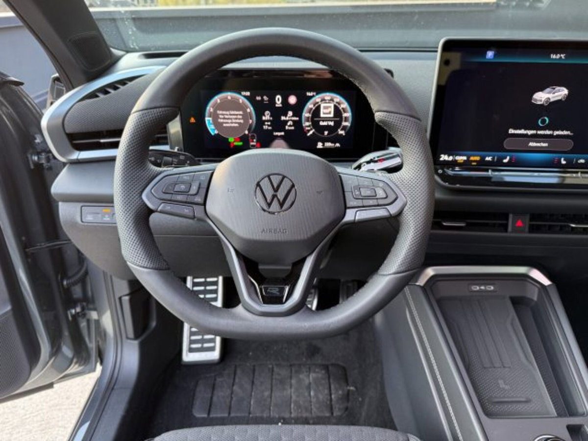 Volkswagen T-Roc 1.5 etsi R-Line 150cv dsg (10)