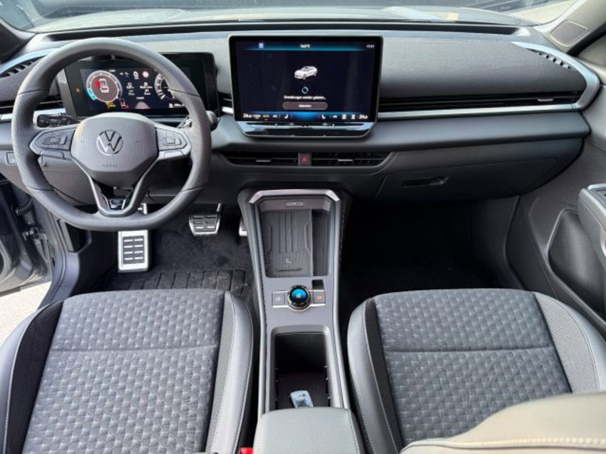 Volkswagen T-Roc 1.5 etsi R-Line 150cv dsg (6)