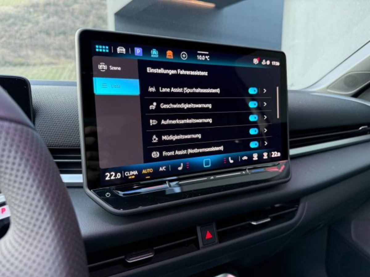 Volkswagen T-Roc 1.5 etsi R-Line 150cv dsg (15)