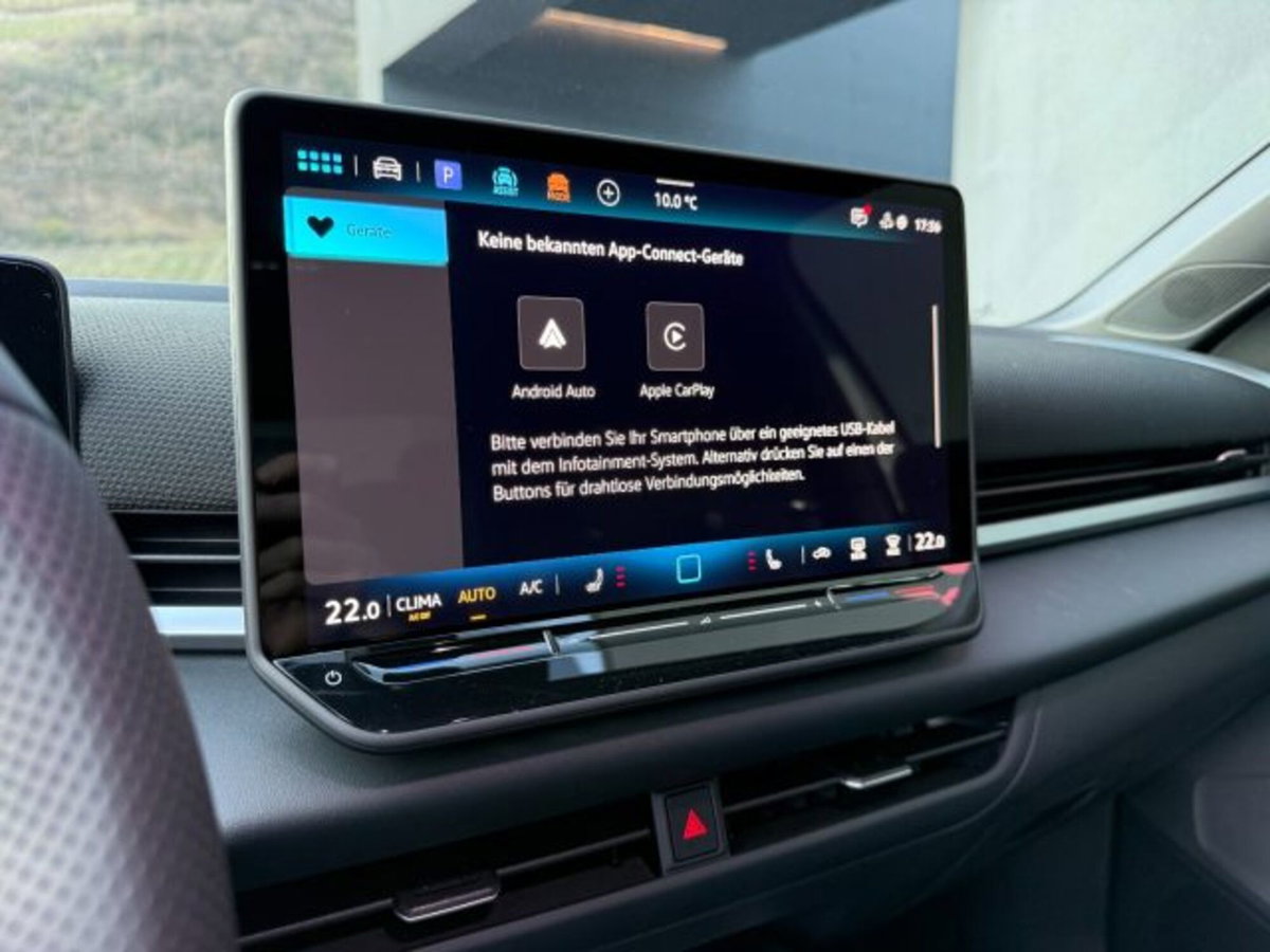 Volkswagen T-Roc 1.5 etsi R-Line 150cv dsg (17)