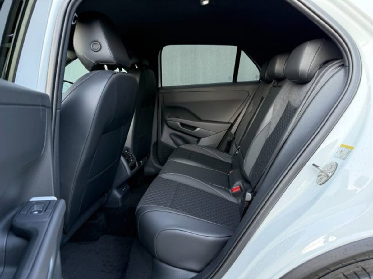 Volkswagen T-Roc 1.5 etsi R-Line 150cv dsg (5)