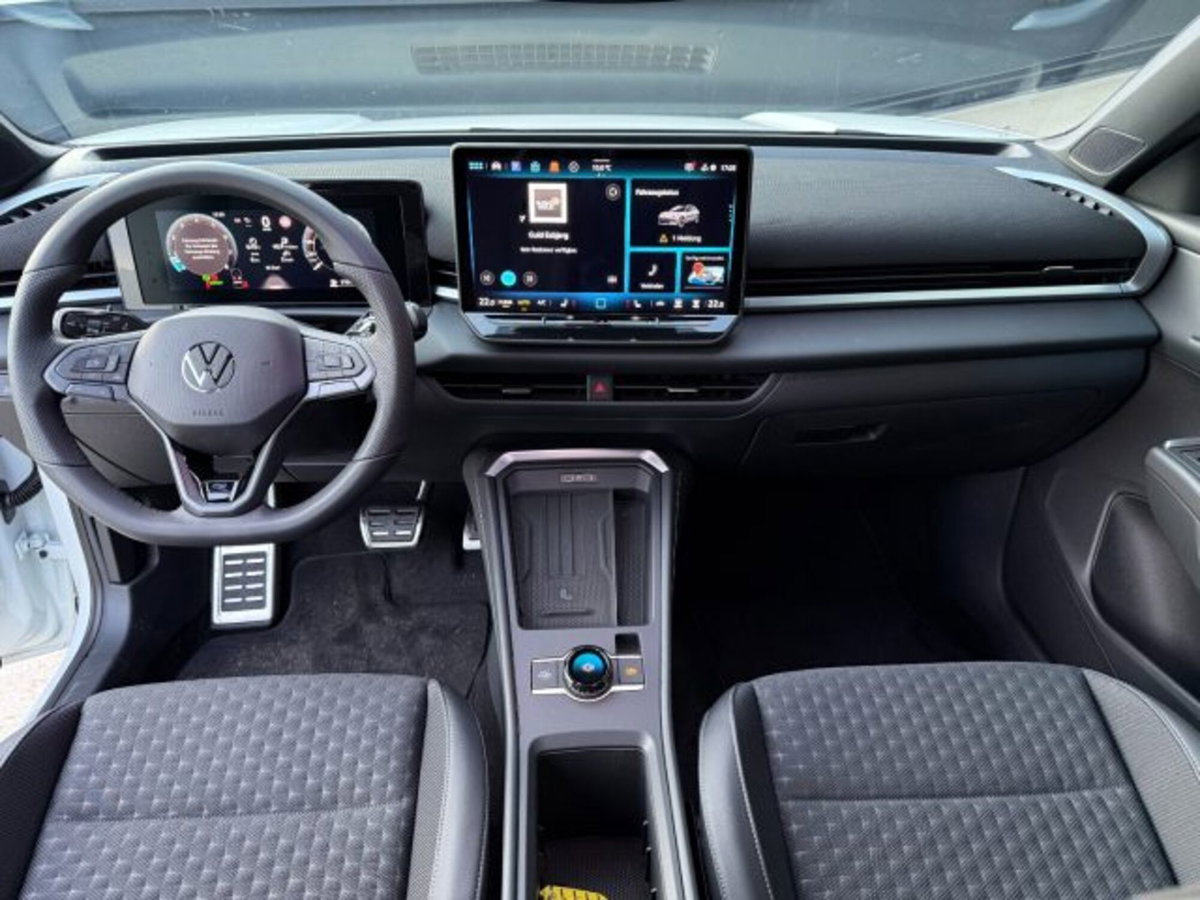 Volkswagen T-Roc 1.5 etsi R-Line 150cv dsg (6)