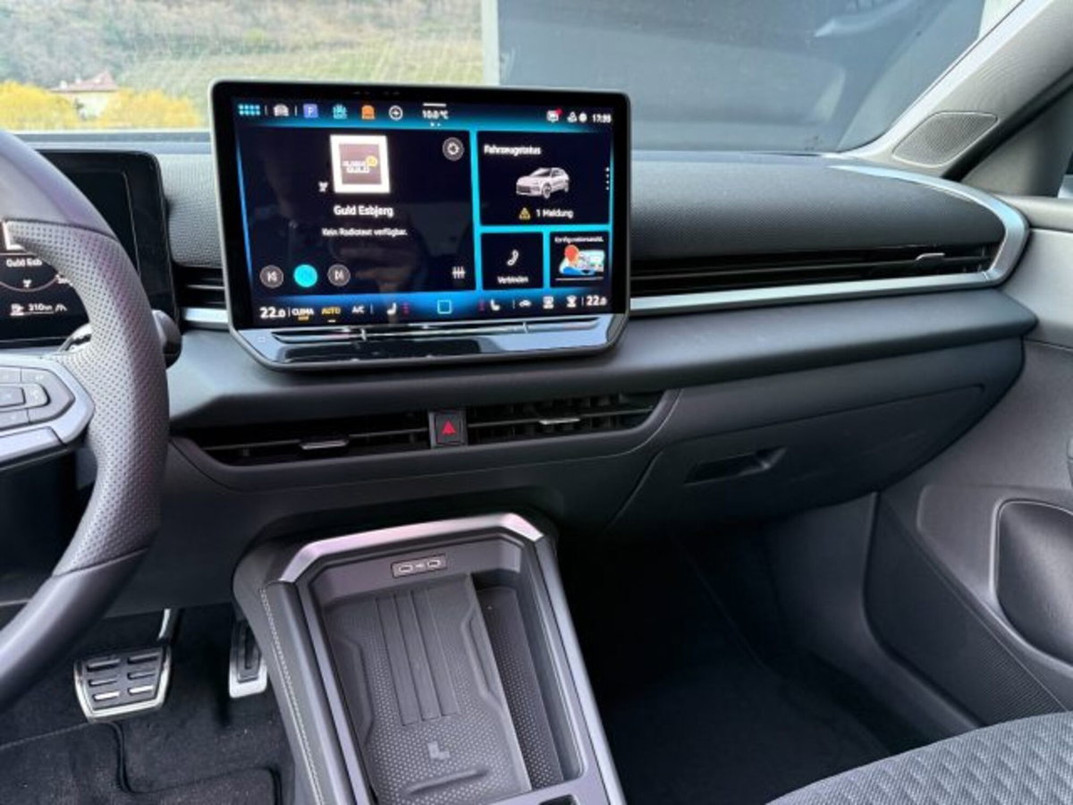 Volkswagen T-Roc 1.5 etsi R-Line 150cv dsg (8)