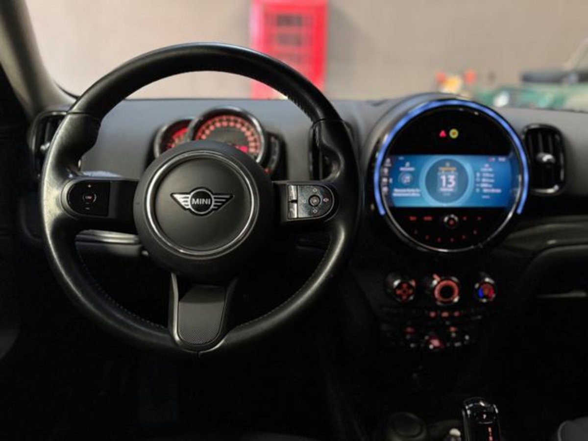 MINI Mini Countryman 2.0 Cooper D Essential Countryman (12)