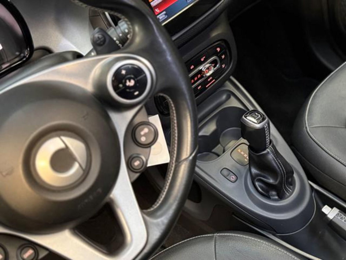 smart forfour forfour 90 0.9 Turbo Brabus Style (10)