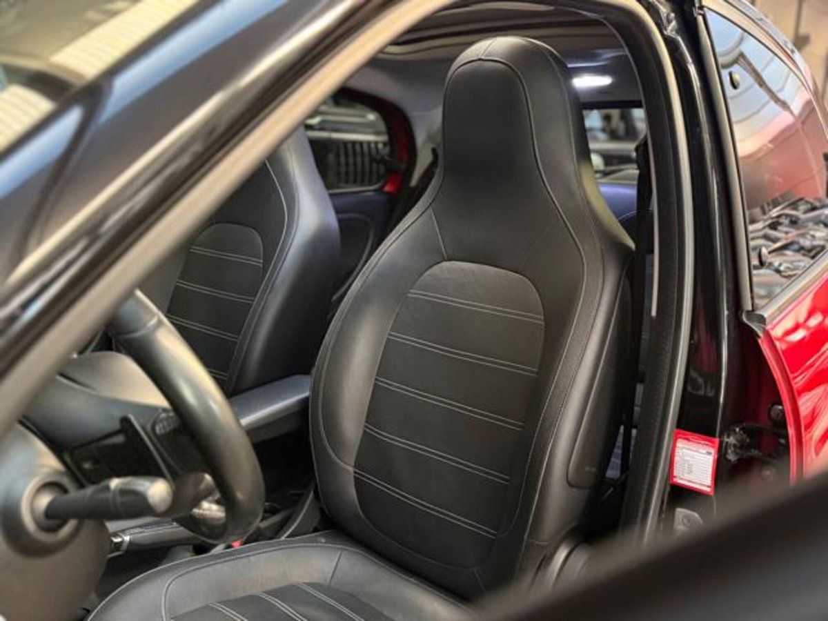 smart forfour forfour 90 0.9 Turbo Brabus Style (12)