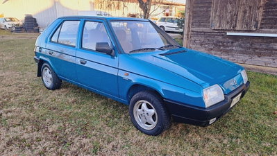 Skoda Favorit 136 LS (10)