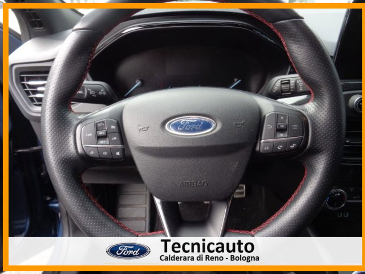 Ford Focus Station Wagon 1.0 EcoBoost Hybrid 125 CV SW ST-Line (13)