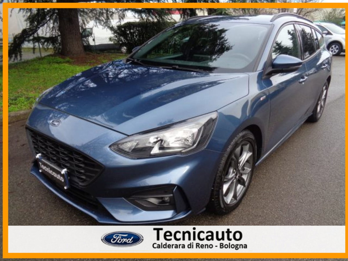 Ford Focus Station Wagon 1.0 EcoBoost Hybrid 125 CV SW ST-Line (4)
