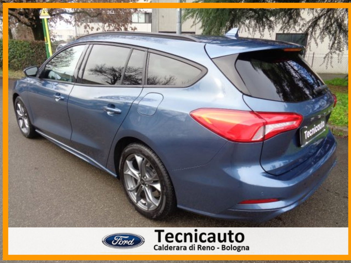 Ford Focus Station Wagon 1.0 EcoBoost Hybrid 125 CV SW ST-Line (5)