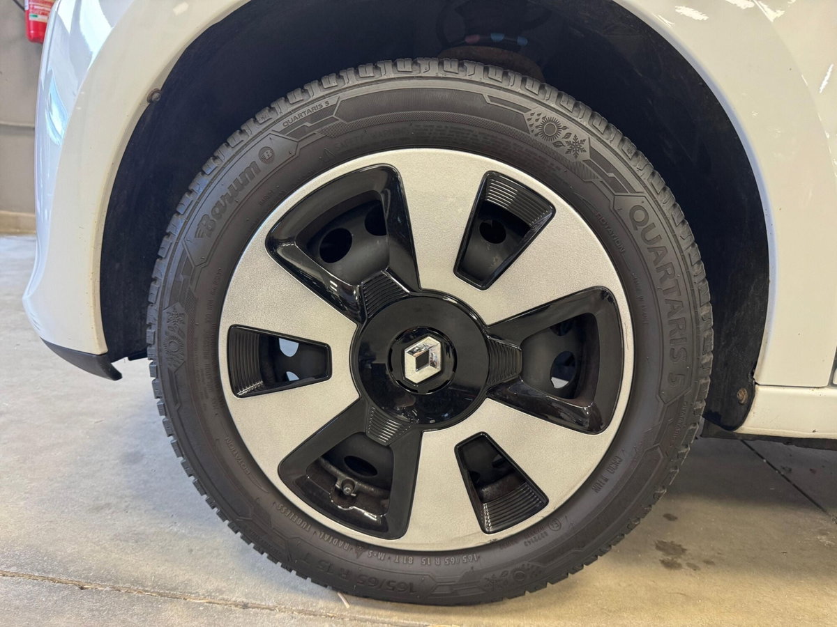 Renault Twingo SCe Stop&Start Intens (13)