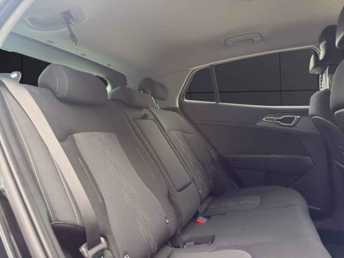 Kia Sportage 1.6 CRDi MHEV Style (17)