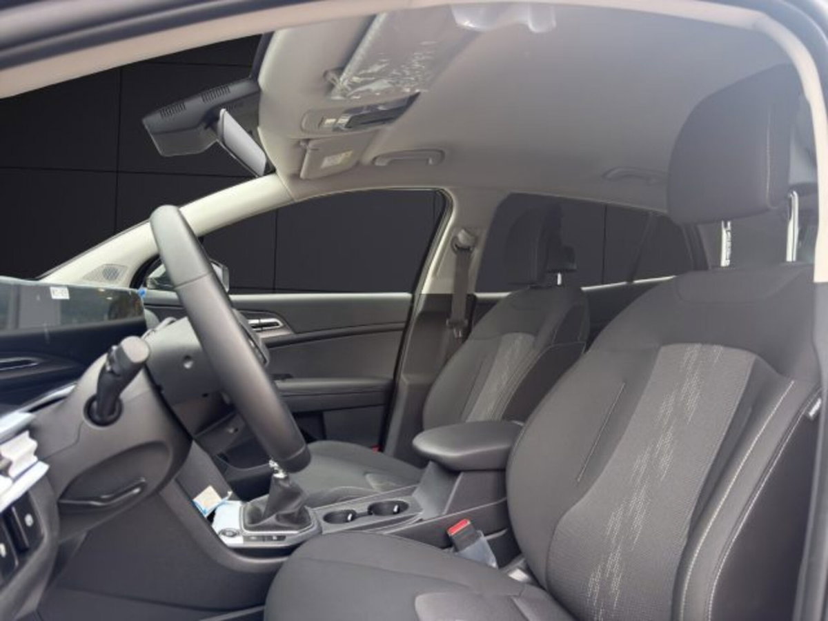 Kia Sportage 1.6 CRDi MHEV Style (9)