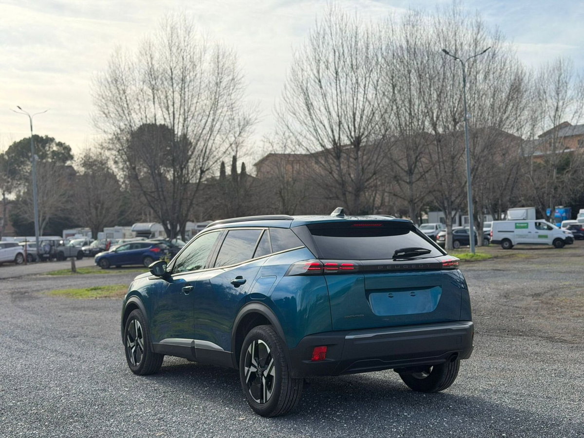 Peugeot 2008 PureTech 100 S&S Allure (4)