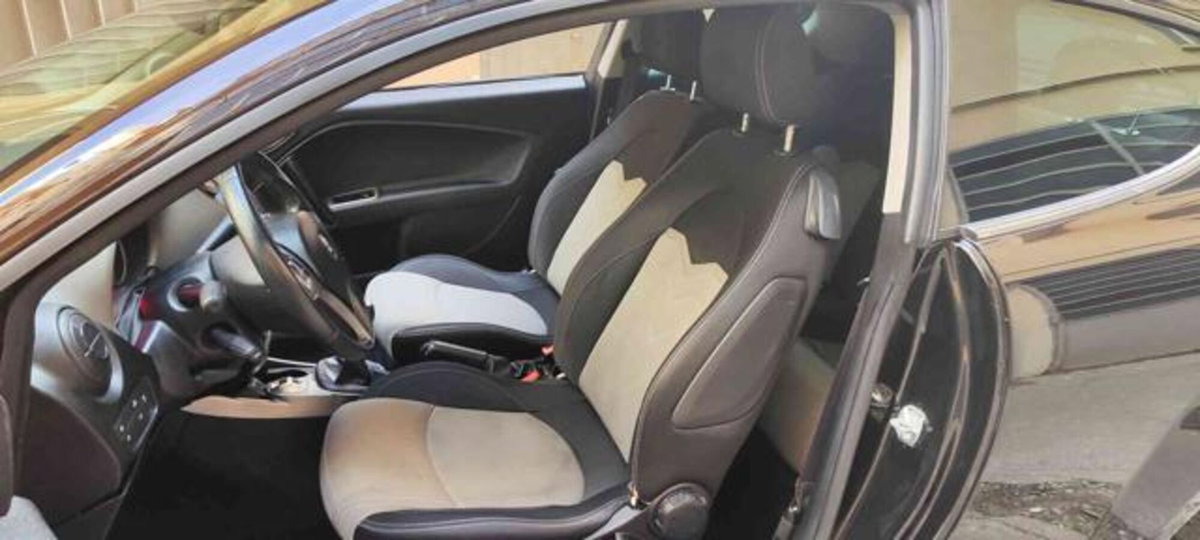 Alfa Romeo MiTo 1.4 T 120 CV GPL Super (13)