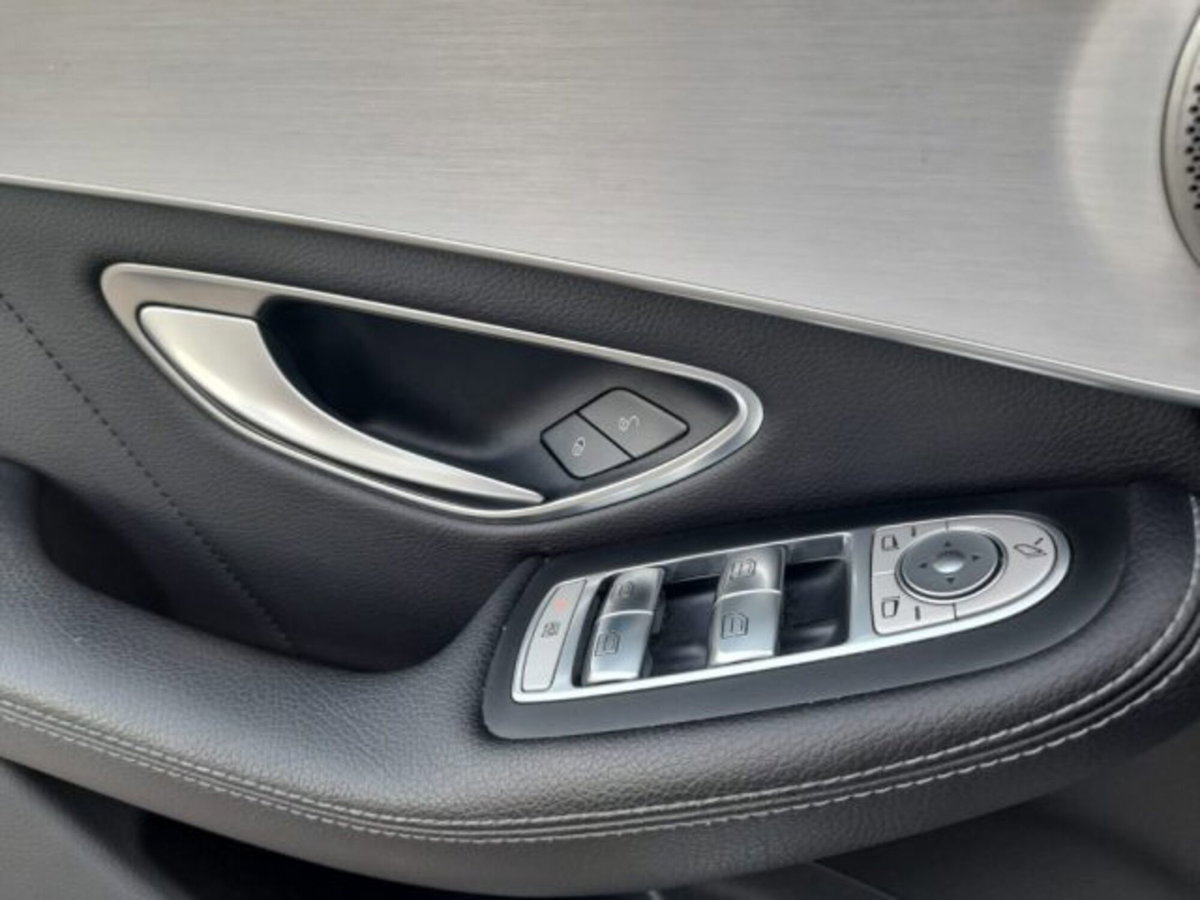 Mercedes-Benz GLC SUV 250 d 4Matic Premium (7)