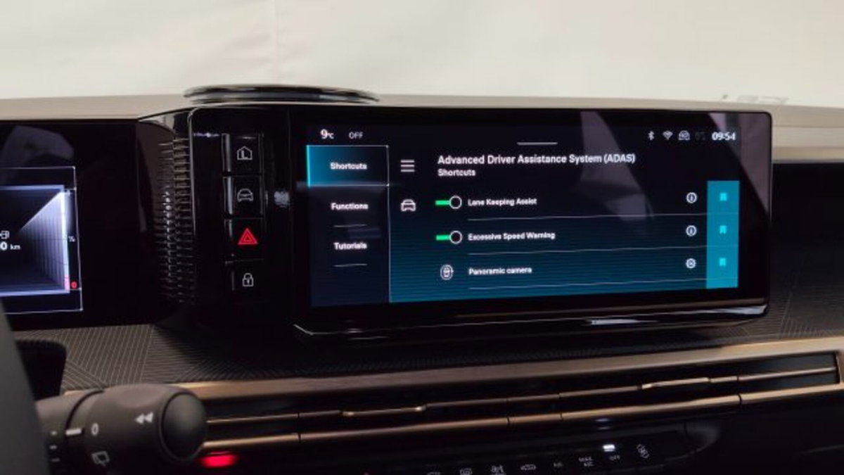 Lancia Ypsilon 1.2 mhev Edizione Limitata Cassina e-dct (11)