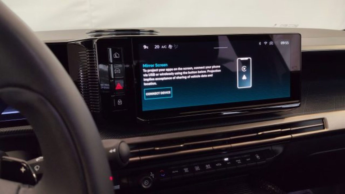Lancia Ypsilon 1.2 mhev Edizione Limitata Cassina e-dct (13)