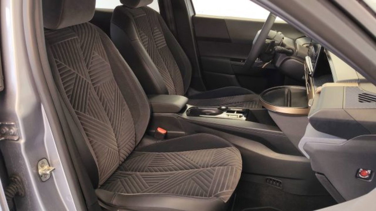 Lancia Ypsilon 1.2 mhev Edizione Limitata Cassina e-dct (16)