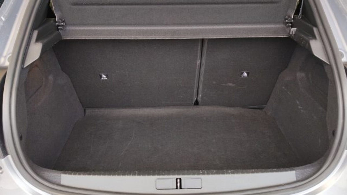 Lancia Ypsilon 1.2 mhev Edizione Limitata Cassina e-dct (17)