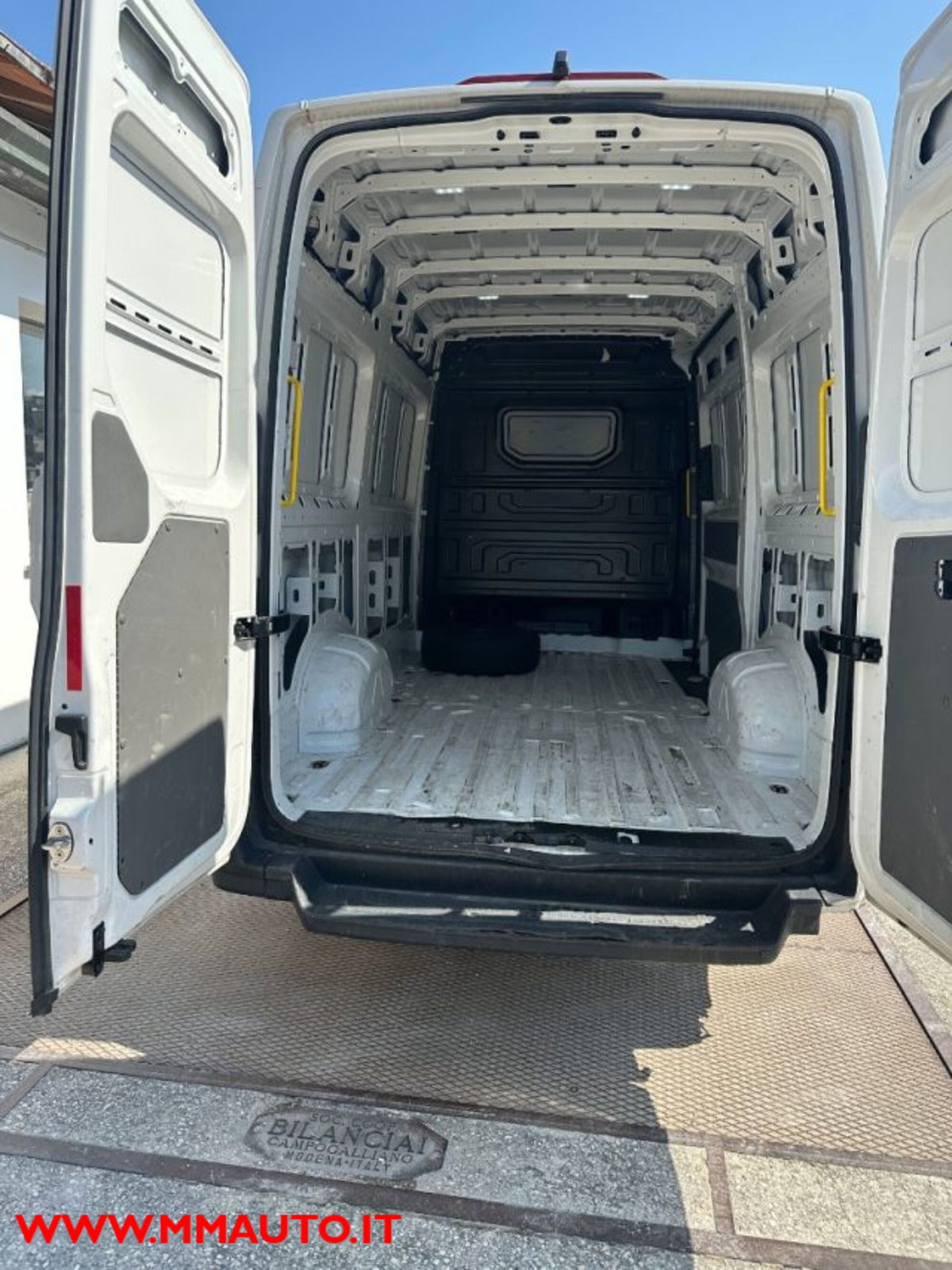 Volkswagen Veicoli Commerciali Crafter Furgone 30 2.0 TDI 140CV PM-TA Furgone Logistic (16)