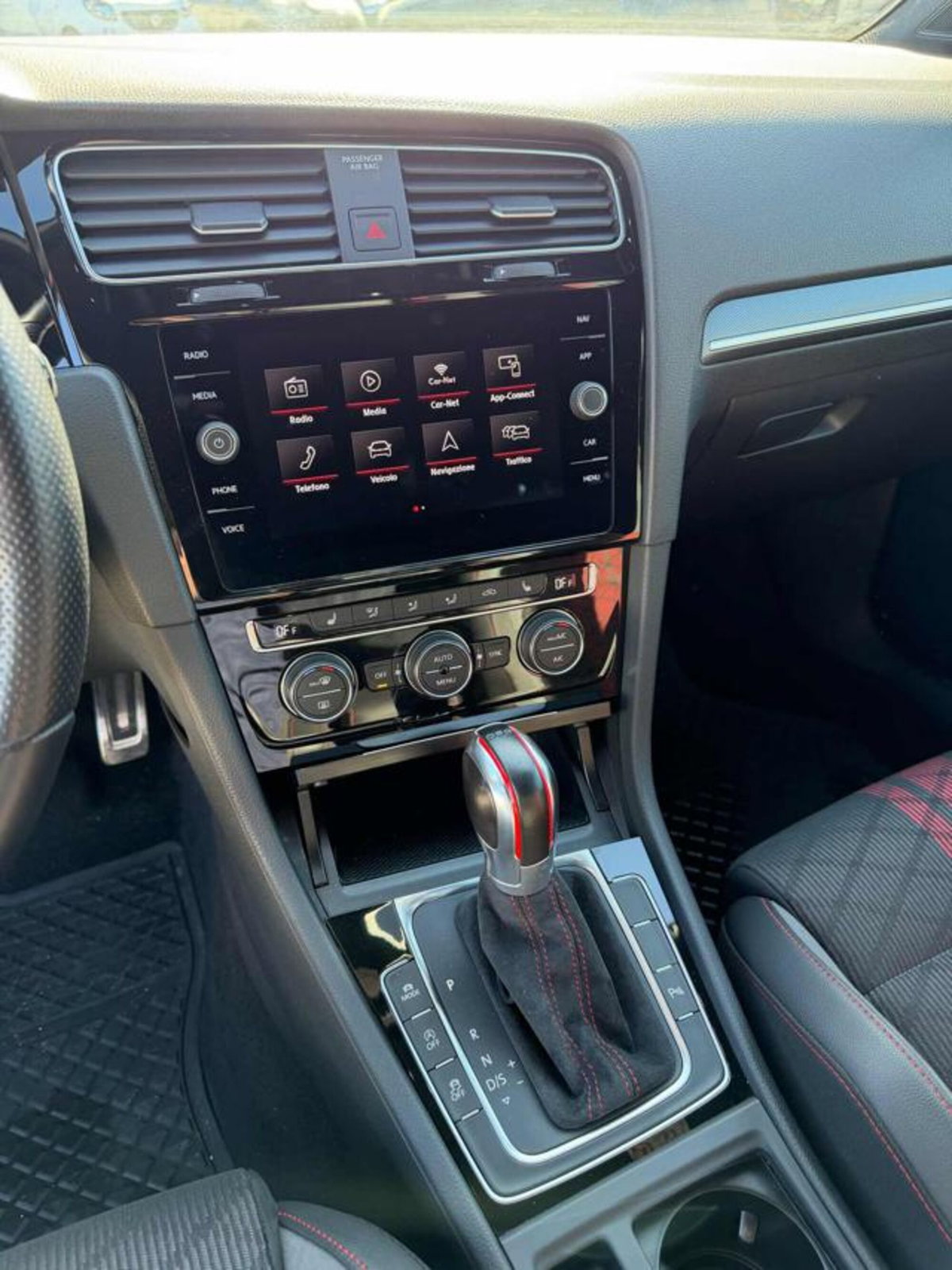 Volkswagen Golf GTI 2.0 TSI TCR DSG 5p. BlueMotion Technology (13)