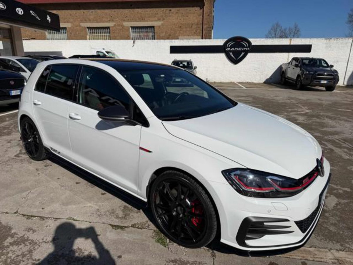 Volkswagen Golf GTI 2.0 TSI TCR DSG 5p. BlueMotion Technology (3)