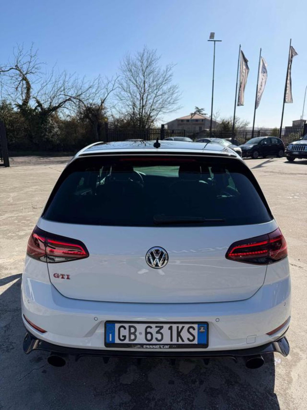 Volkswagen Golf GTI 2.0 TSI TCR DSG 5p. BlueMotion Technology (5)