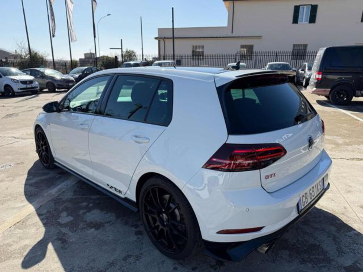 Volkswagen Golf GTI 2.0 TSI TCR DSG 5p. BlueMotion Technology (6)