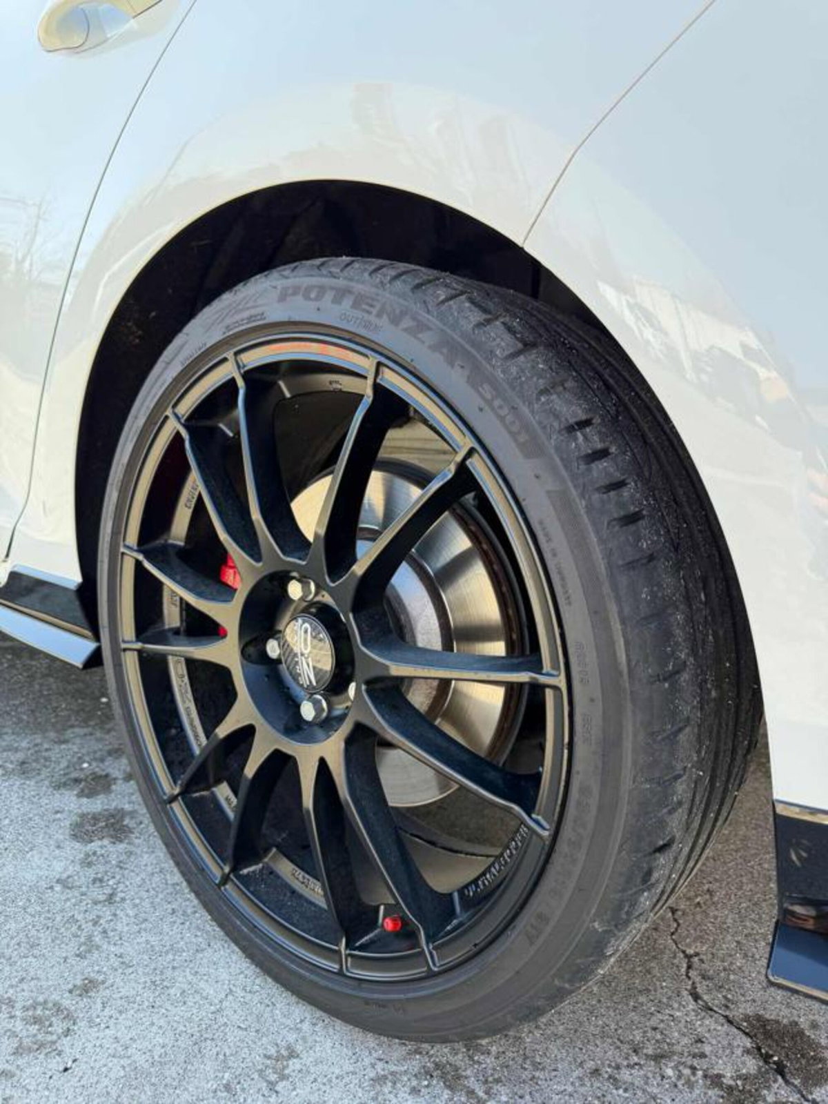 Volkswagen Golf GTI 2.0 TSI TCR DSG 5p. BlueMotion Technology (7)