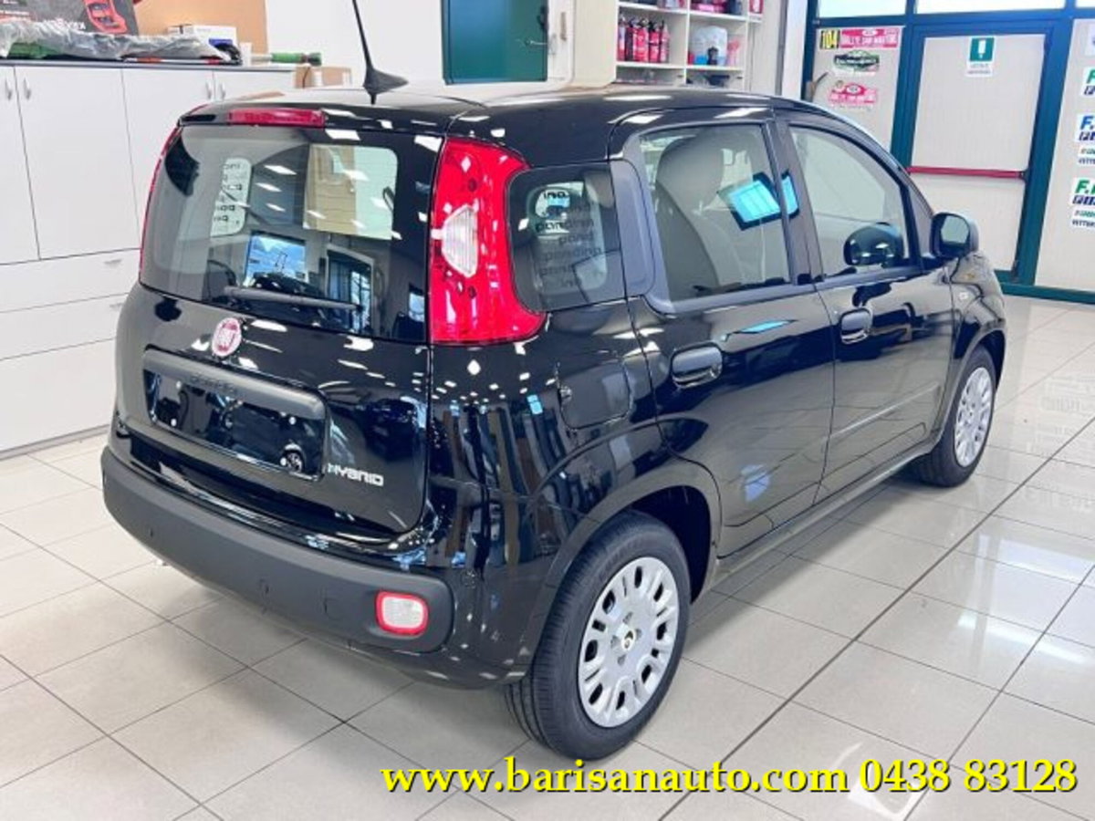 Fiat Panda 1.0 firefly hybrid Icon s&s 70cv (3)