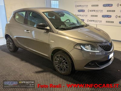 Lancia Ypsilon 1.0 FireFly 5 porte S&S Hybrid Ecochic Gold usata