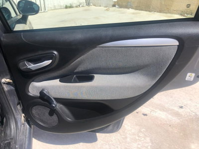 Fiat Punto Evo 1.3 Mjt 95 CV DPF 5 porte S&S Dualogic Dynamic (15)